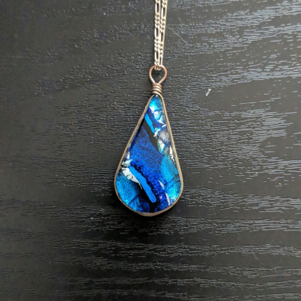 Glass Pendant Necklace